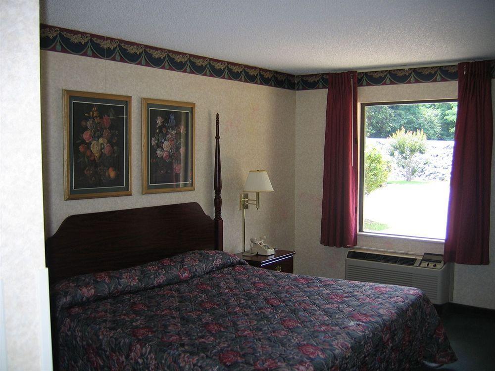 America'S Best Value Inn & Suites Sheridan Bagian luar foto