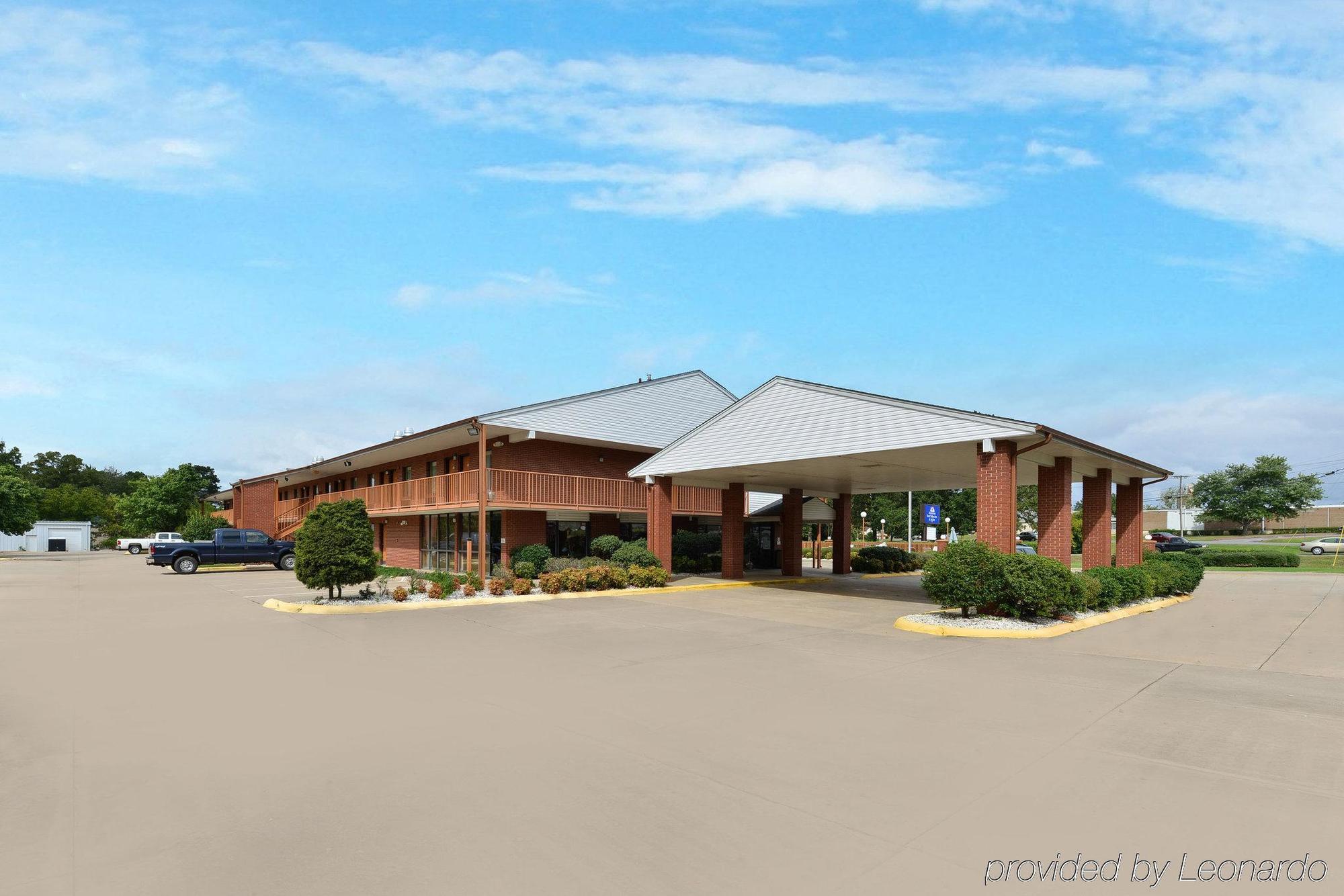 America'S Best Value Inn & Suites Sheridan Bagian luar foto