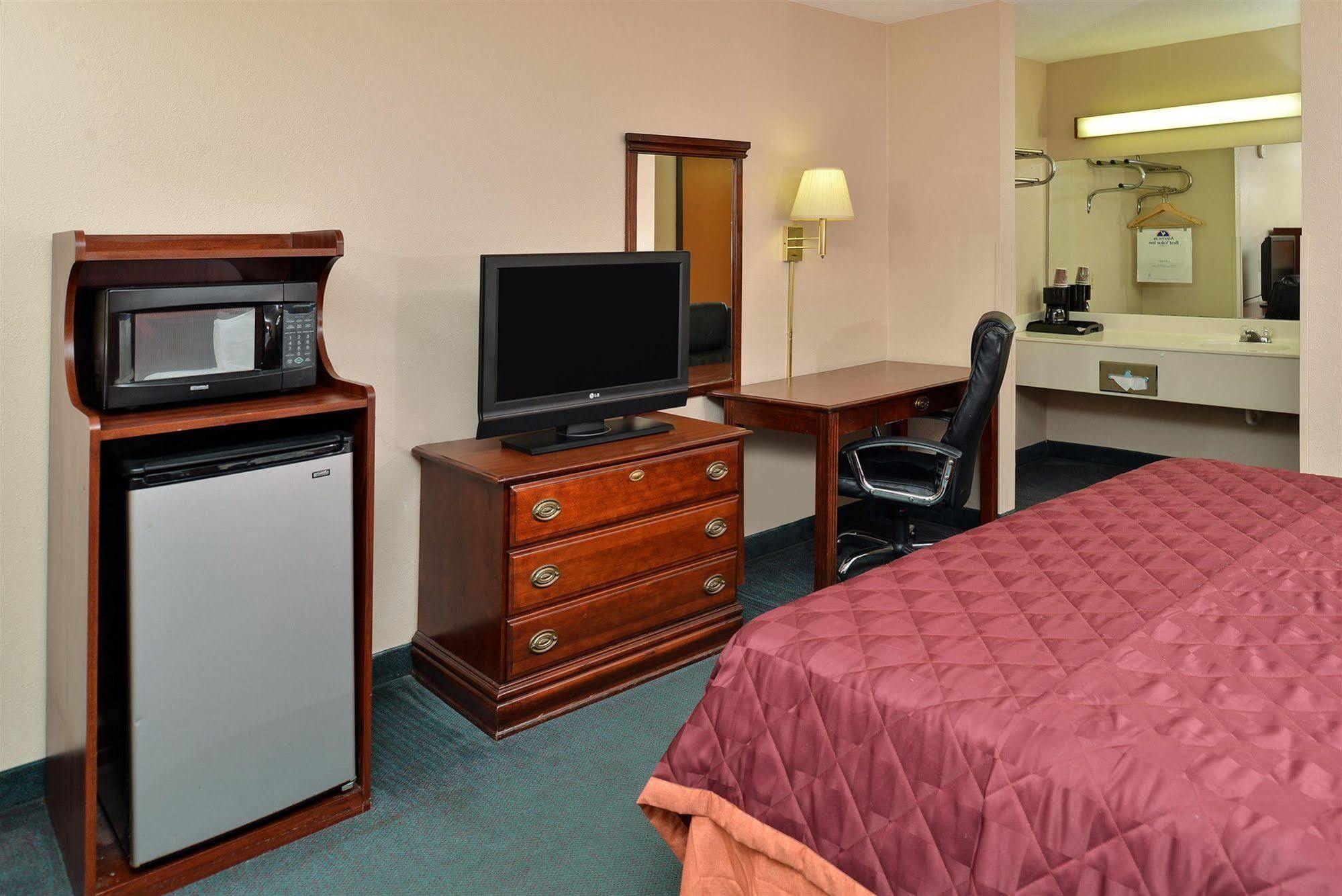 America'S Best Value Inn & Suites Sheridan Bagian luar foto