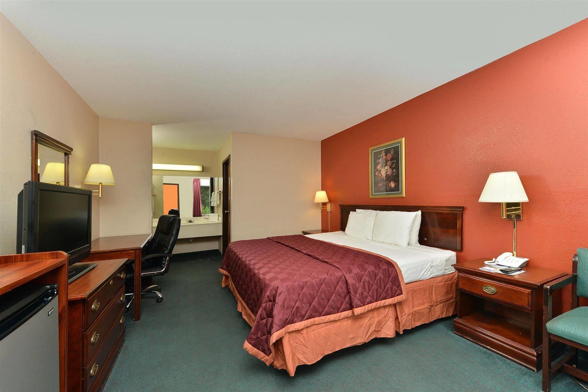 America'S Best Value Inn & Suites Sheridan Bagian luar foto